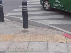 unsuitable ramp for wheelchair users